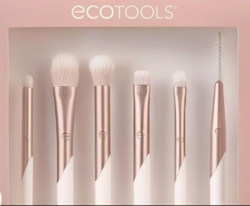 Real Techniques - 8 Everyday Eye Essentials